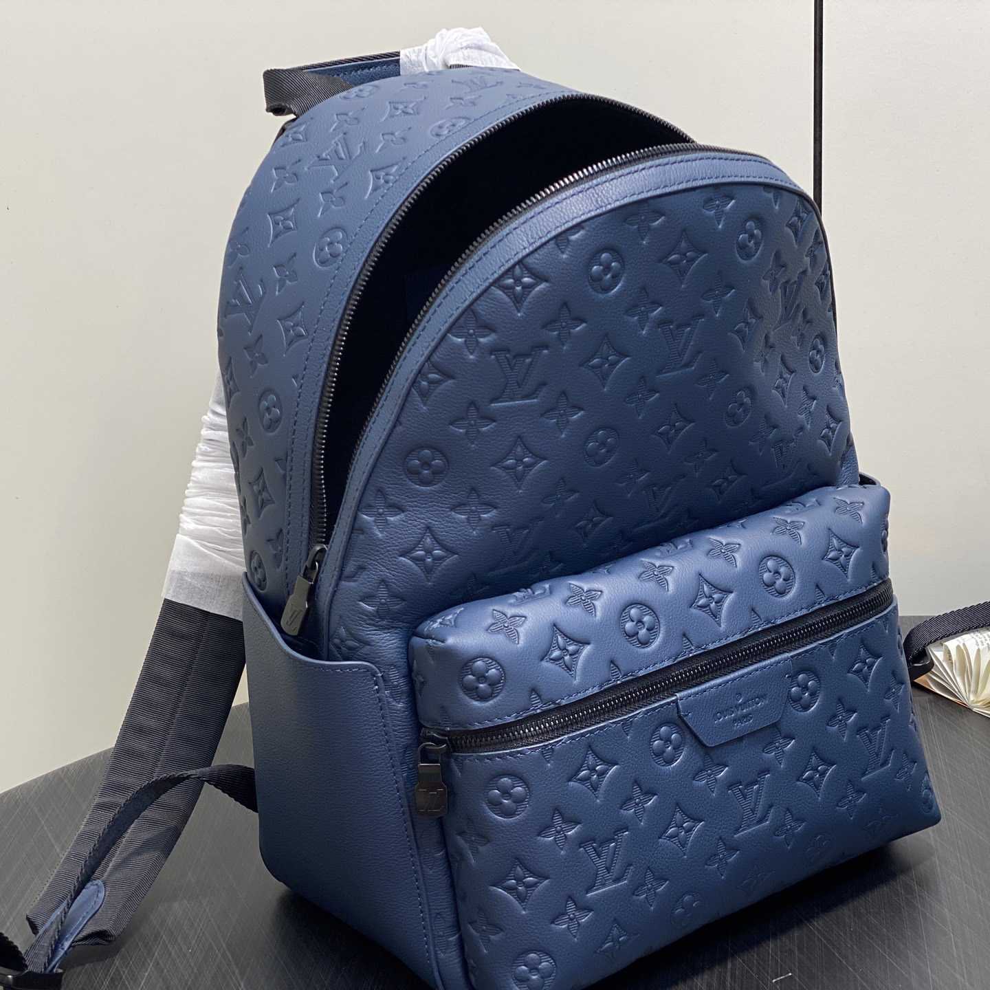 Louis Vuitton Discovery Backpack PM   M14884 - DopestKickz