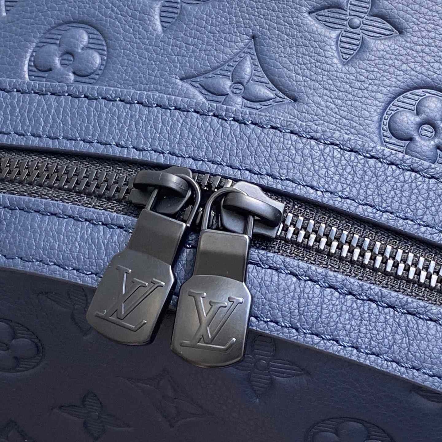 Louis Vuitton Discovery Backpack PM   M14884 - DopestKickz