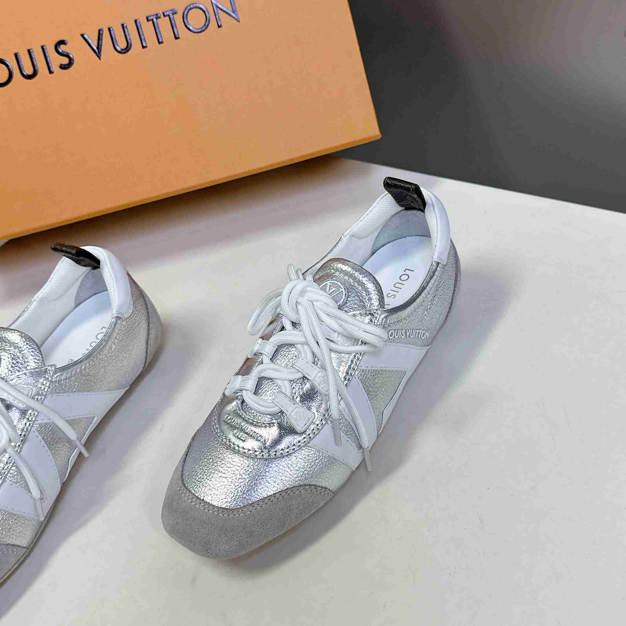 Louis Vuitton LV Sneakerina   1AHOJD - DopestKickz