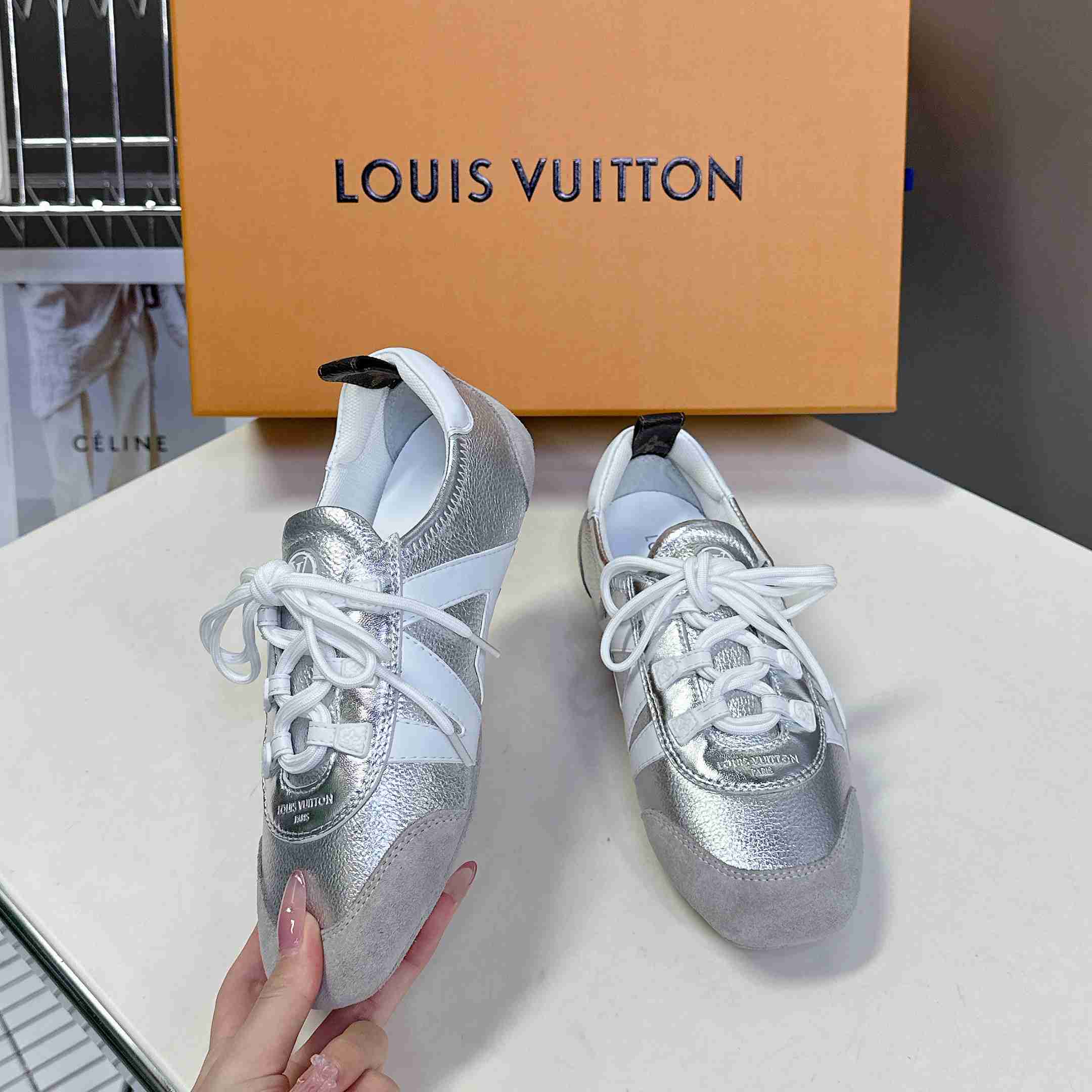 Louis Vuitton LV Sneakerina   1AHOJD - DopestKickz