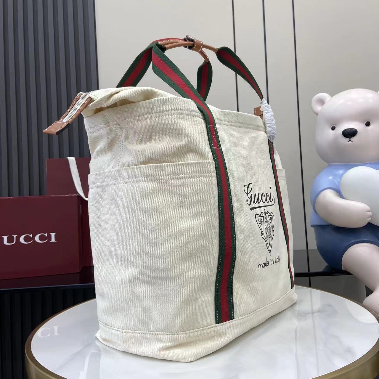 Gucci Printed Canvas Large Tote Bag - DopestKickz