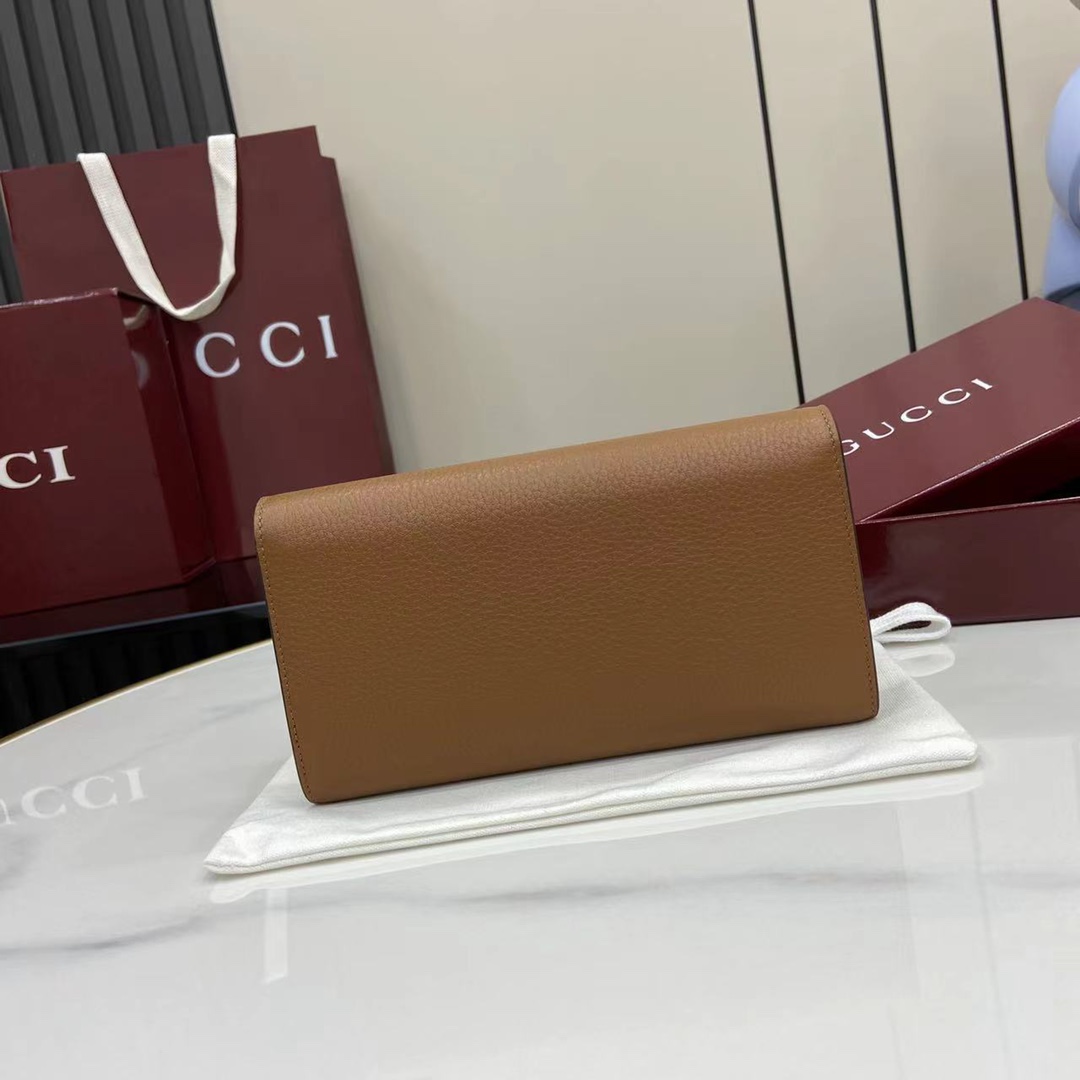 Gucci Softbit Continental Wallet - DopestKickz