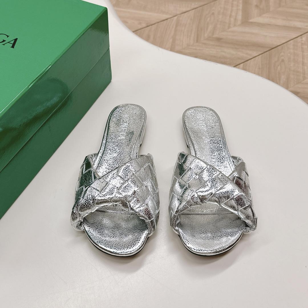 Bottega Veneta Blink Flat Mule - DopestKickz