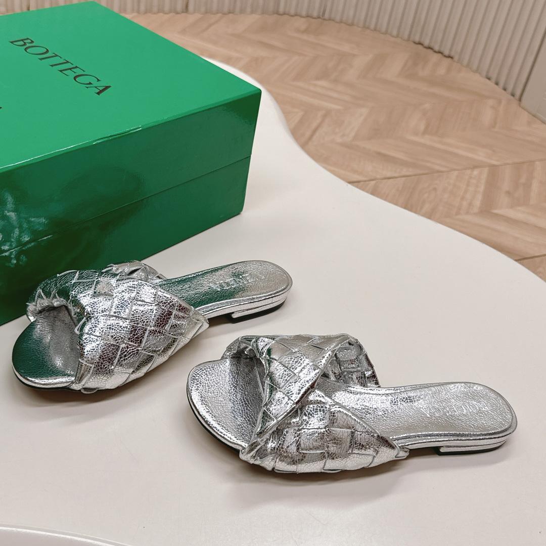 Bottega Veneta Blink Flat Mule - DopestKickz