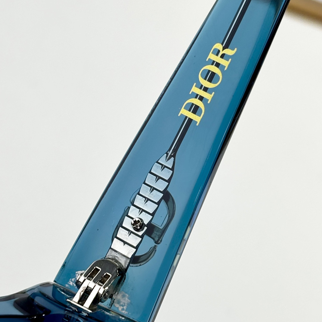 Dior DiorGlowB11 Sunglasses  - DopestKickz