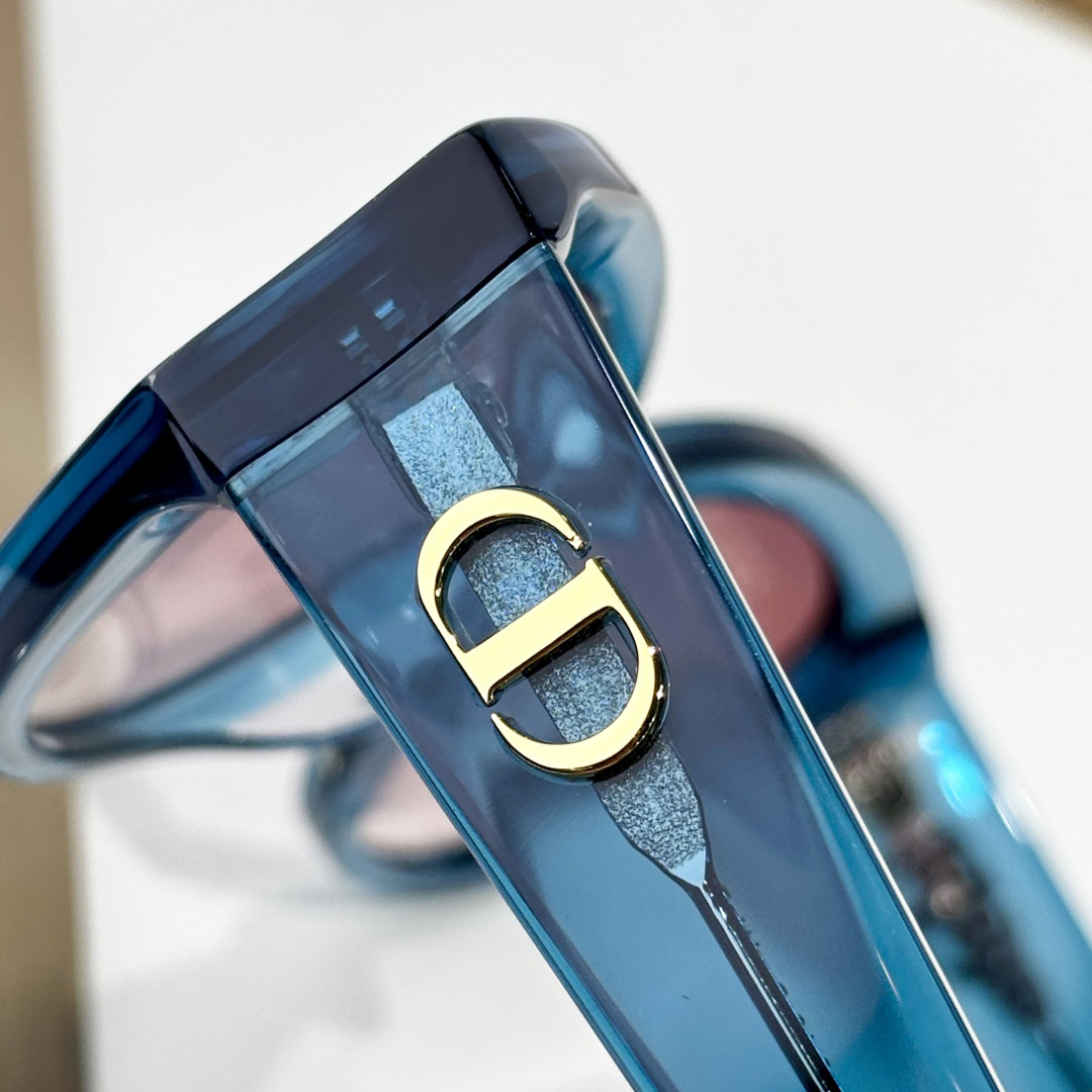 Dior DiorGlowB11 Sunglasses  - DopestKickz