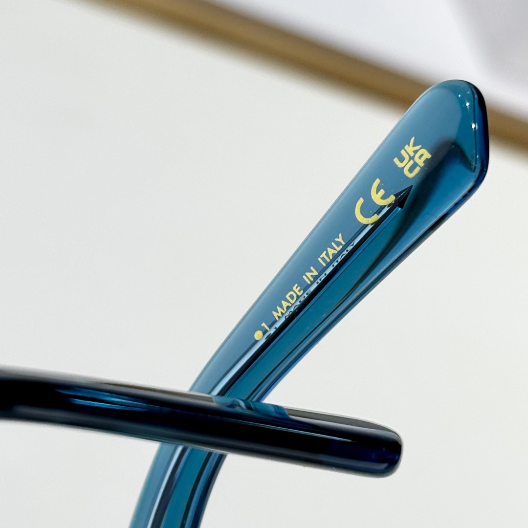 Dior DiorGlowB11 Sunglasses  - DopestKickz