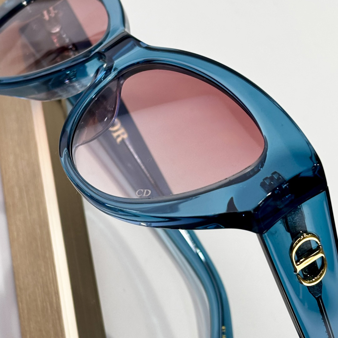 Dior DiorGlowB11 Sunglasses  - DopestKickz