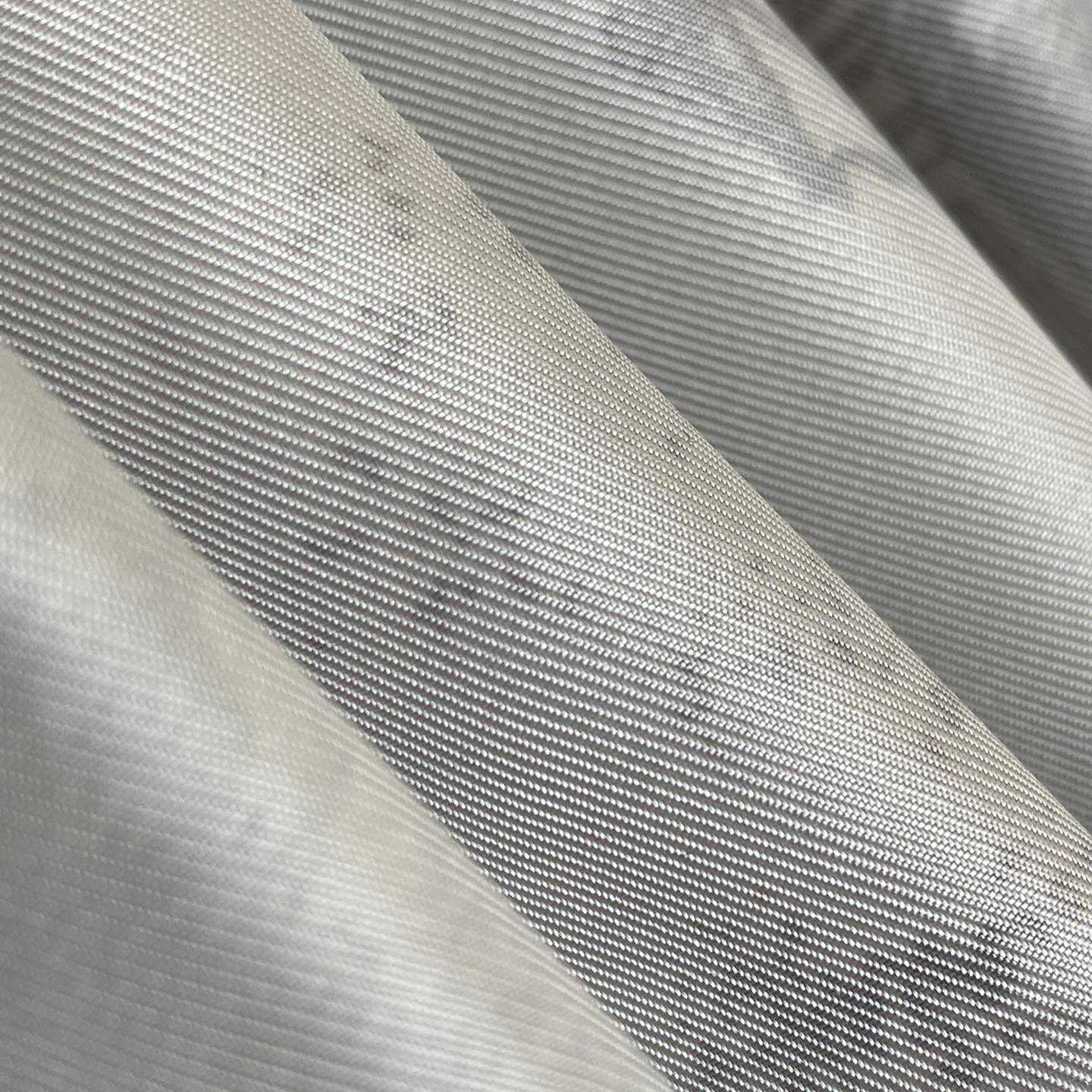 Louis Vuitton Long-Sleeved Silk Shirt    1AGJN4 - DopestKickz