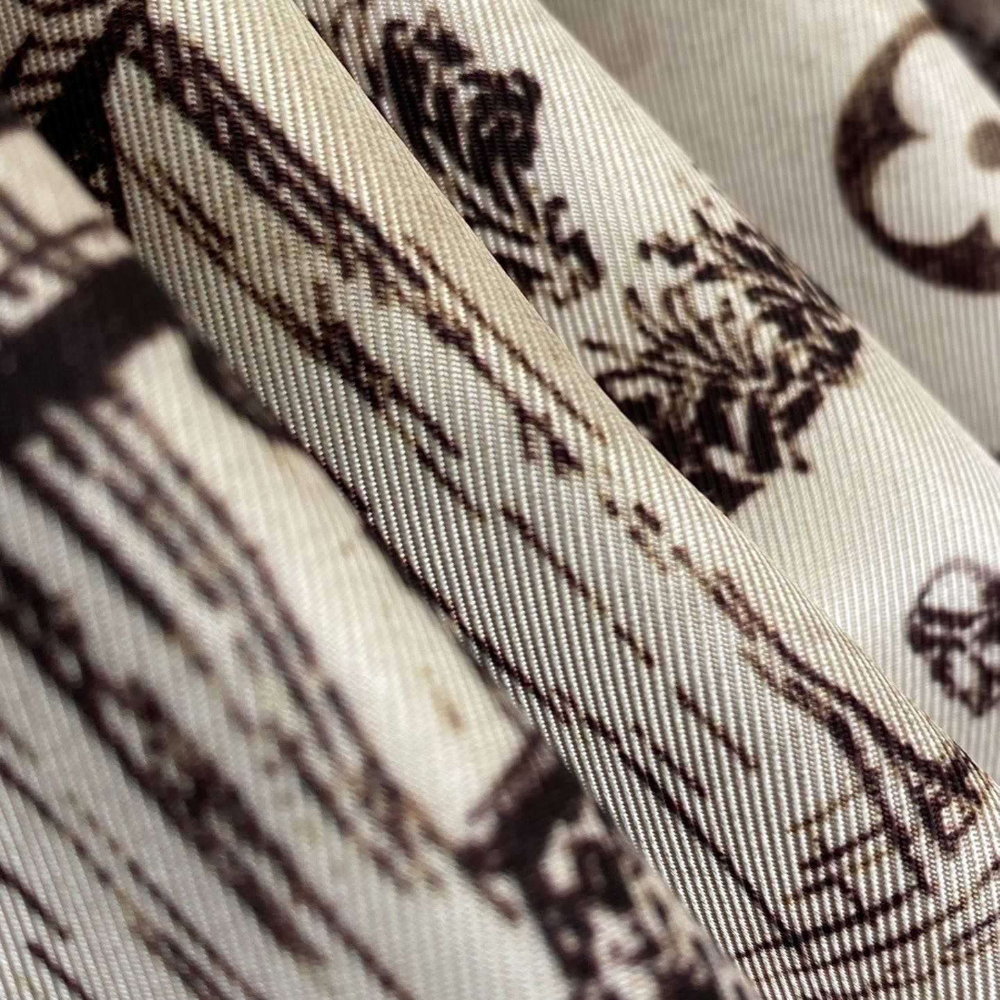 Louis Vuitton Long-Sleeved Silk Shirt    1AGJN4 - DopestKickz