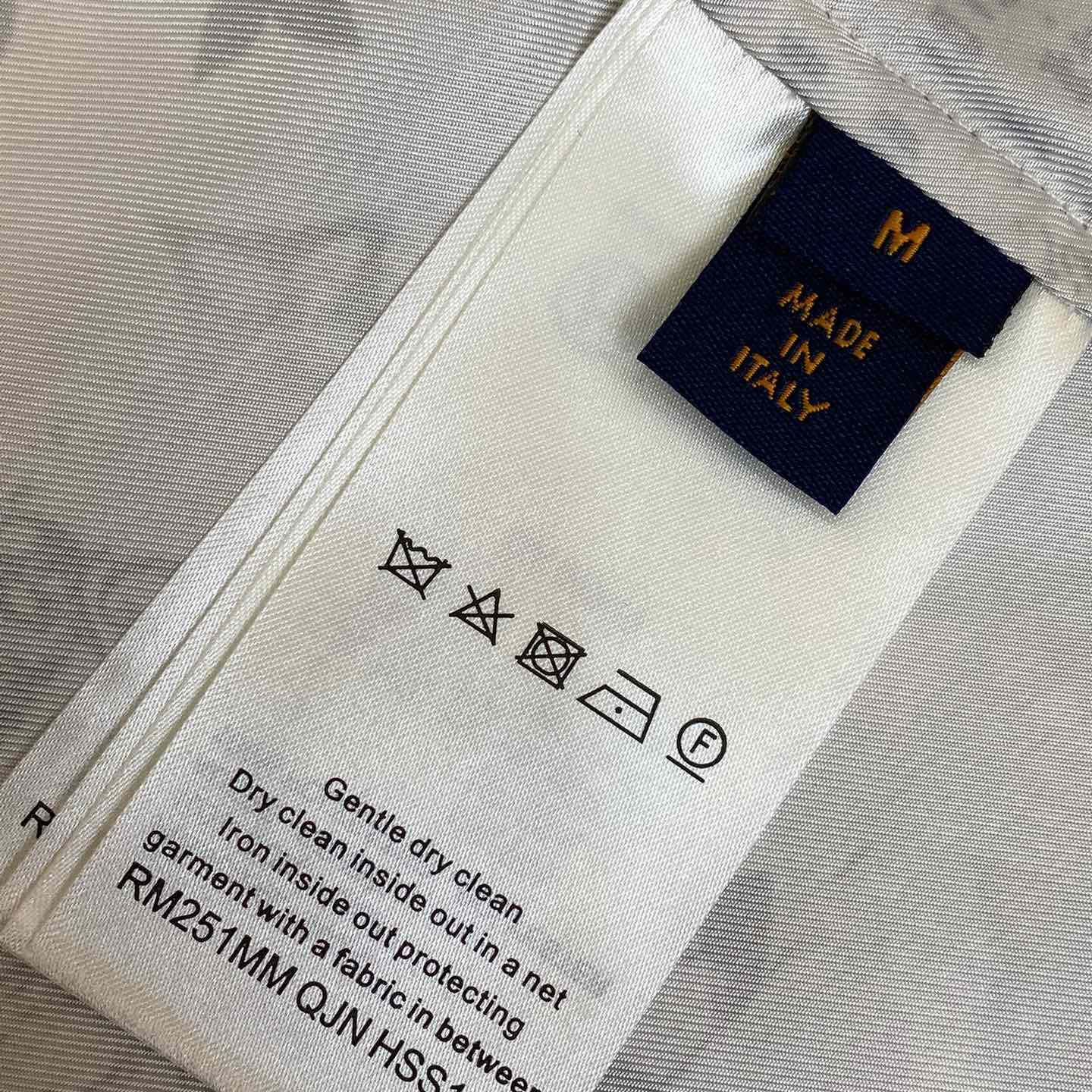 Louis Vuitton Long-Sleeved Silk Shirt    1AGJN4 - DopestKickz