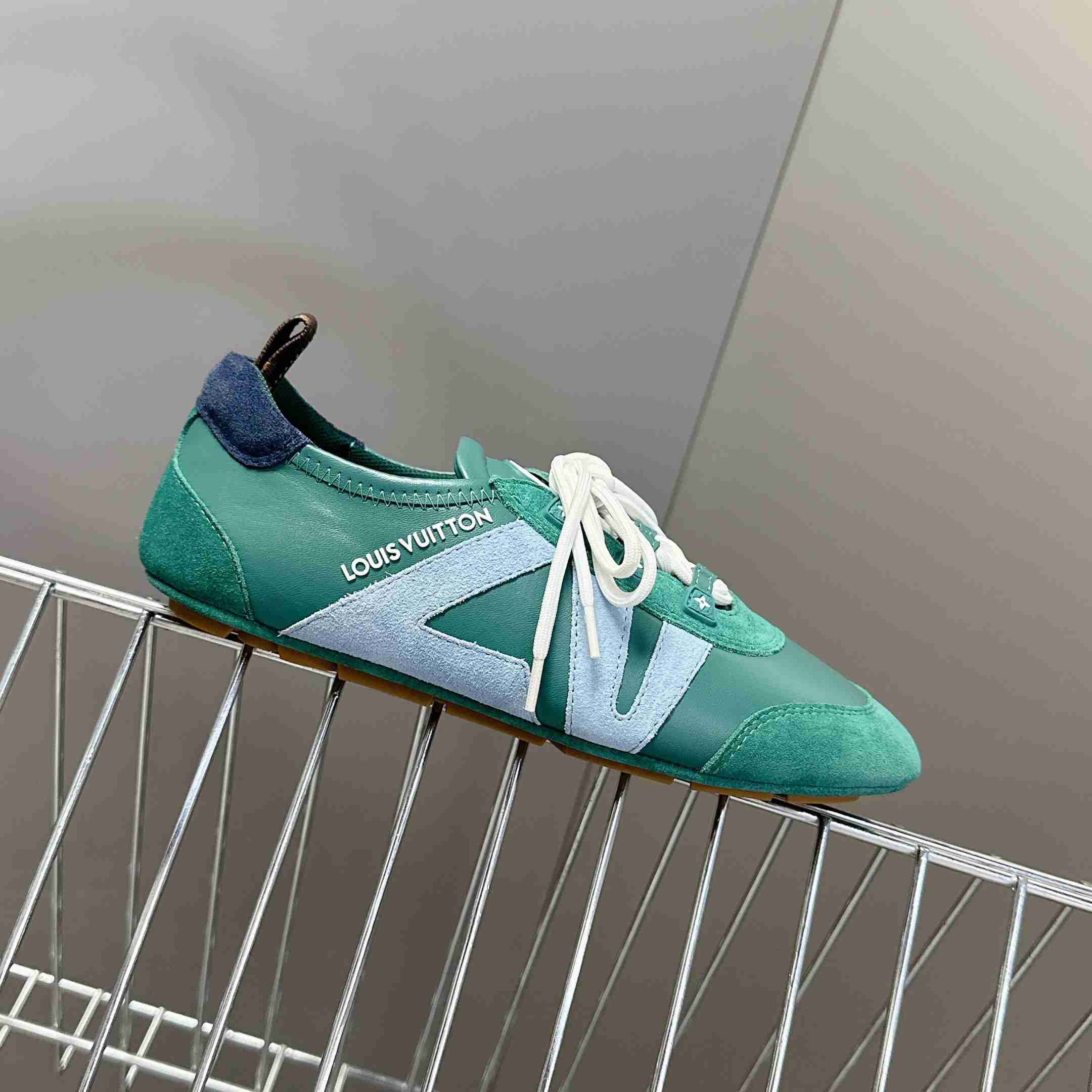 Louis Vuitton LV Sneakerina   1AHNE2 - DopestKickz