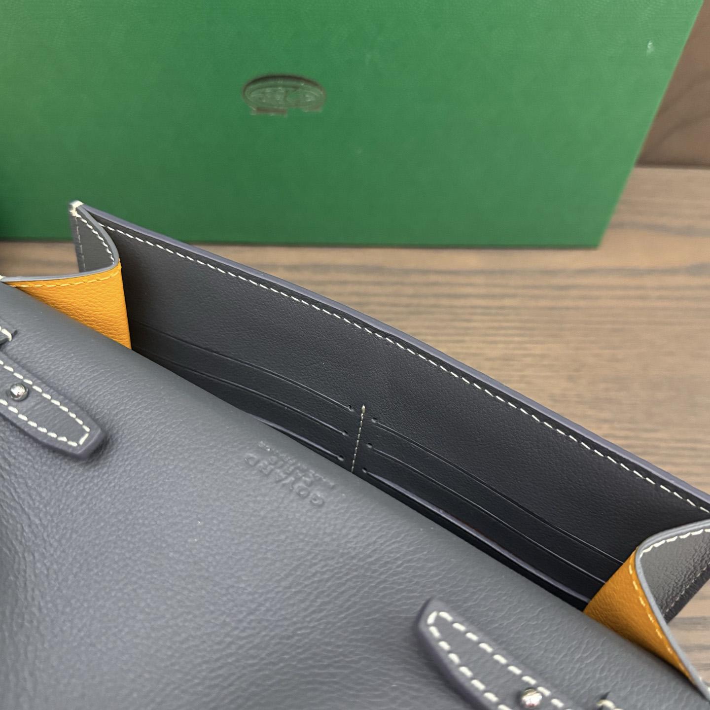 Goyard Chypre Wallet-Pouch - DopestKickz