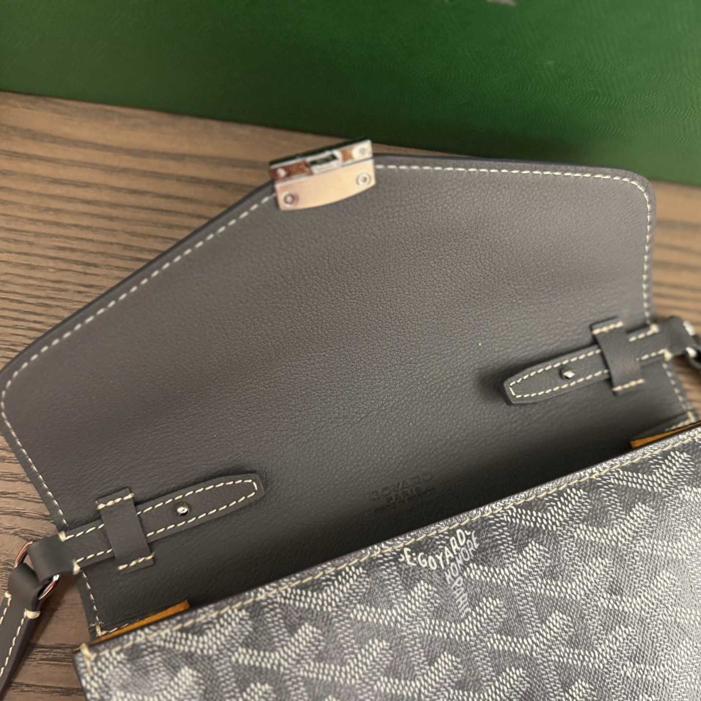 Goyard Chypre Wallet-Pouch - DopestKickz