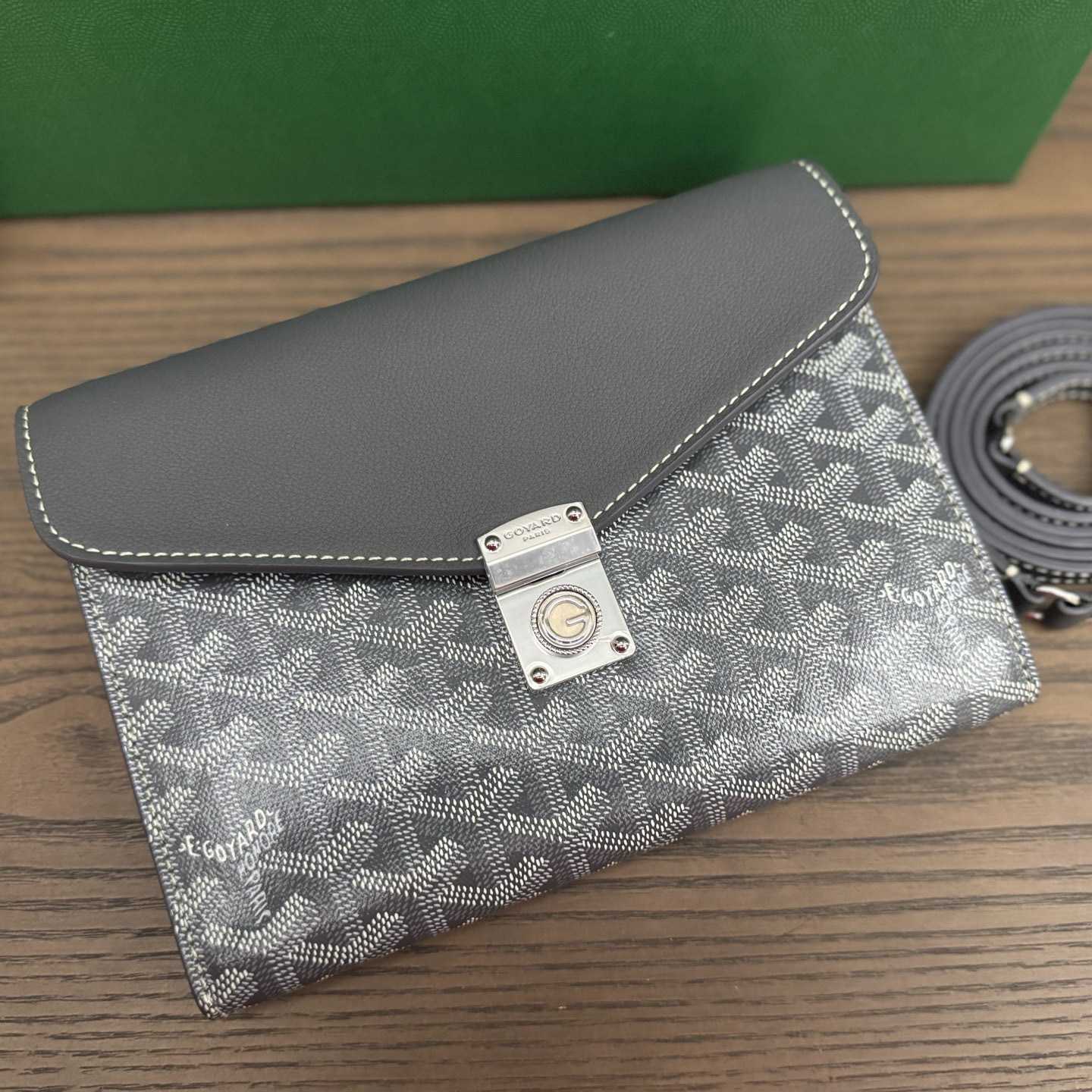 Goyard Chypre Wallet-Pouch - DopestKickz