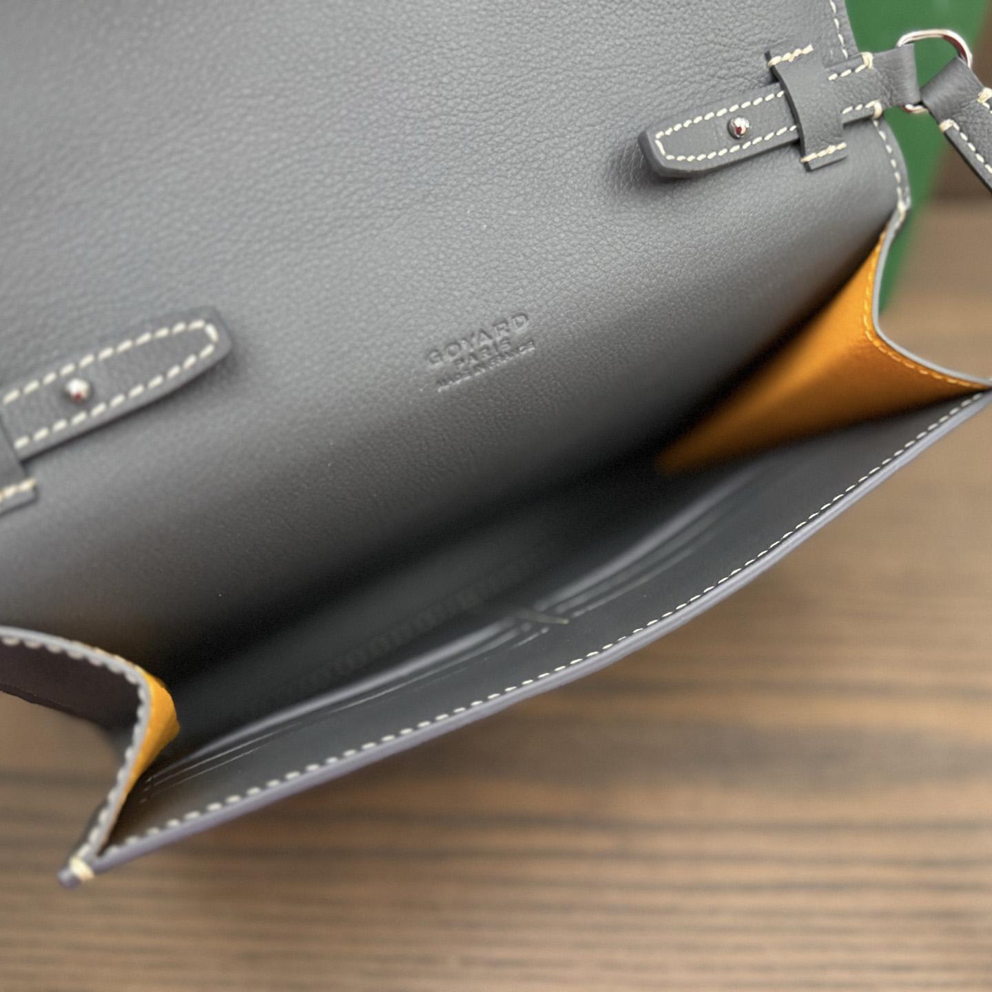 Goyard Chypre Wallet-Pouch - DopestKickz