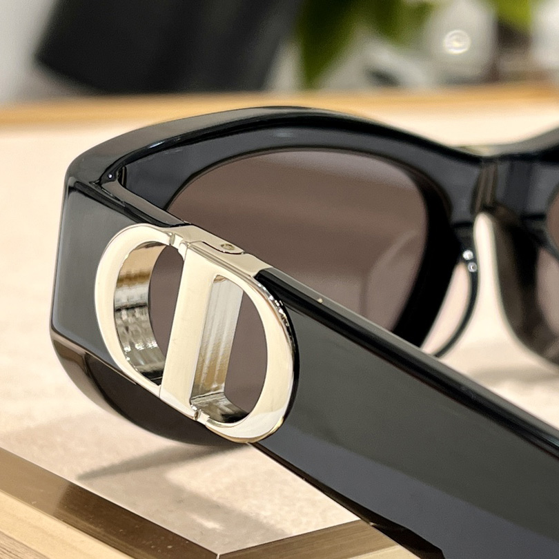 Dior 30Montaigne S9U Sunglasses  - DopestKickz