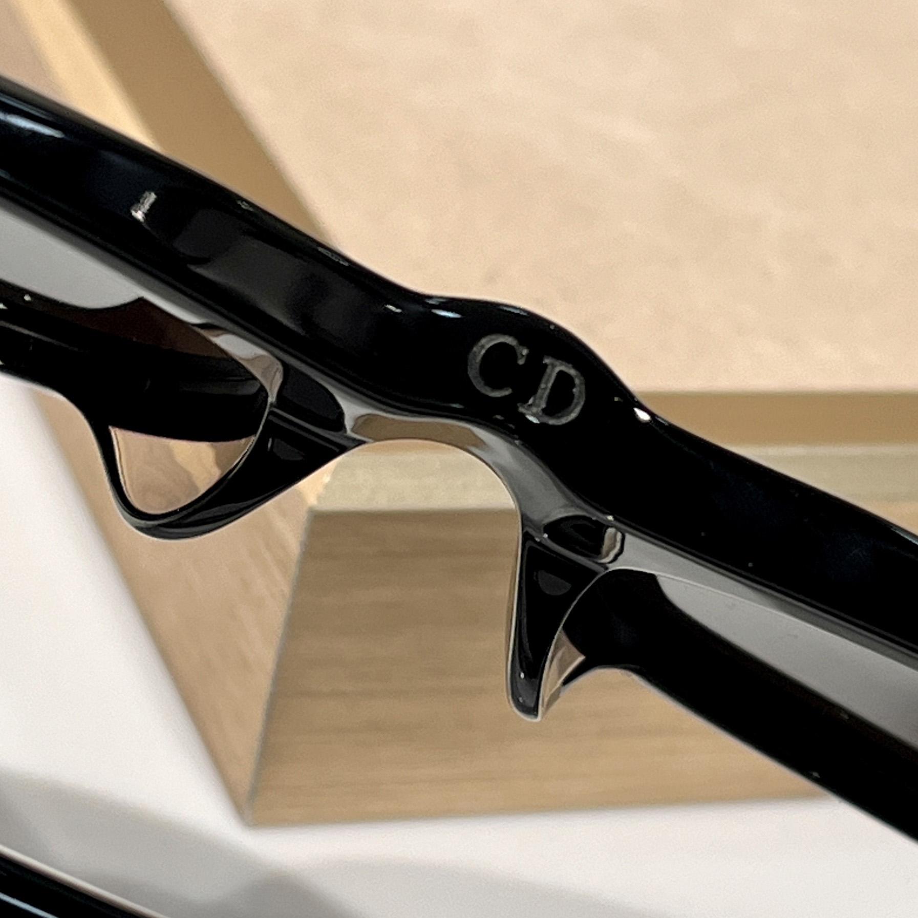 Dior 30Montaigne S9U Sunglasses  - DopestKickz