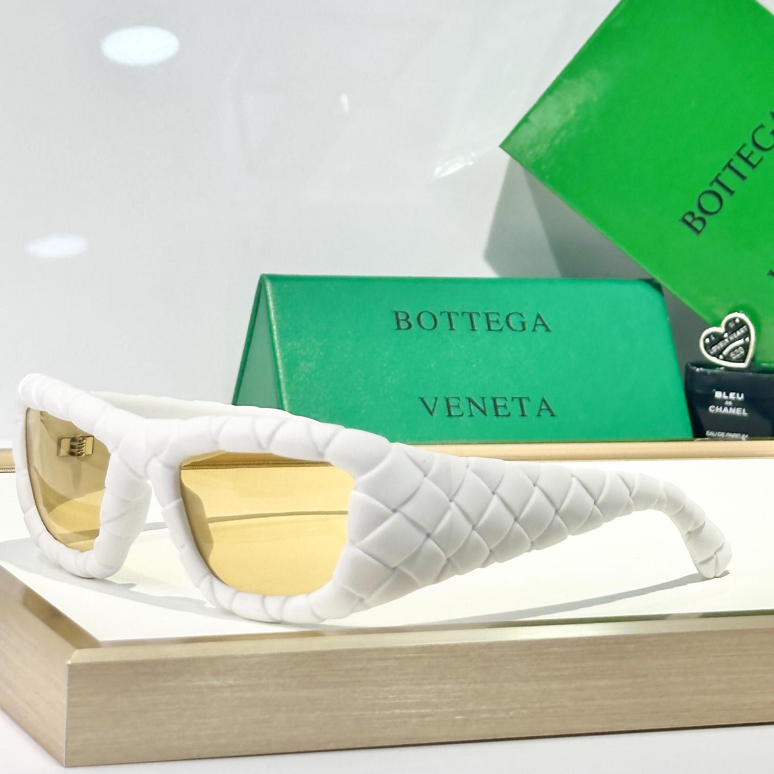 Bottega Veneta Intrecciato Rectangular Sunglasses   BV1303S - DopestKickz