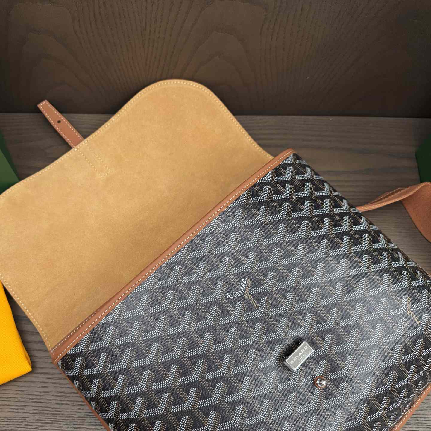 Goyard Coursier Messenger Bag - DopestKickz