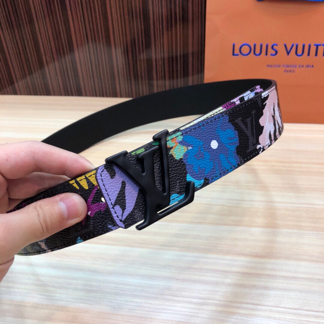 Louis Vuitton Reversible Belt - DopestKickz