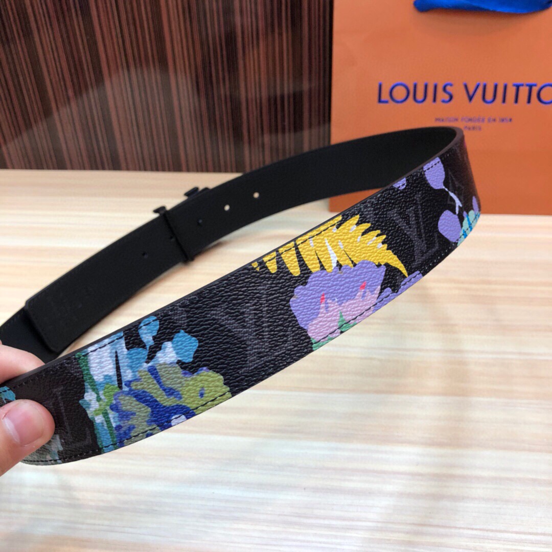 Louis Vuitton Reversible Belt - DopestKickz