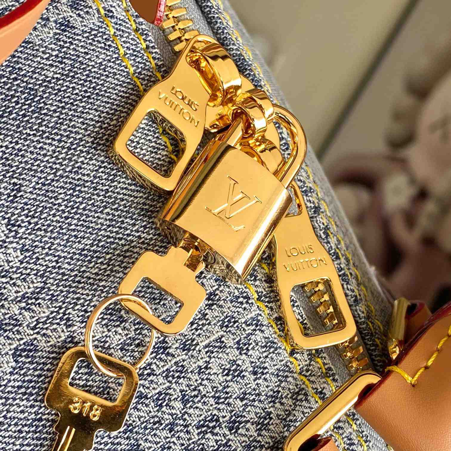 Louis Vuitton Keepall Bandoulière 50   N40739 - DopestKickz