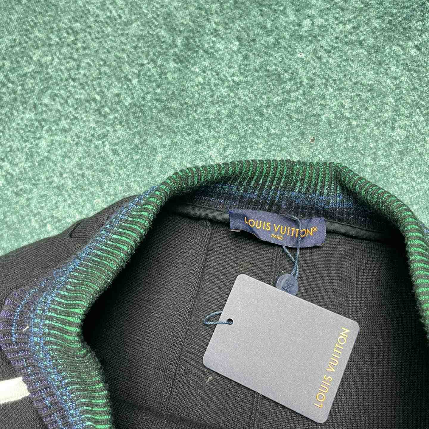 Louis Vuitton Cotton Jersey College Shorts    1AGTR9 - DopestKickz