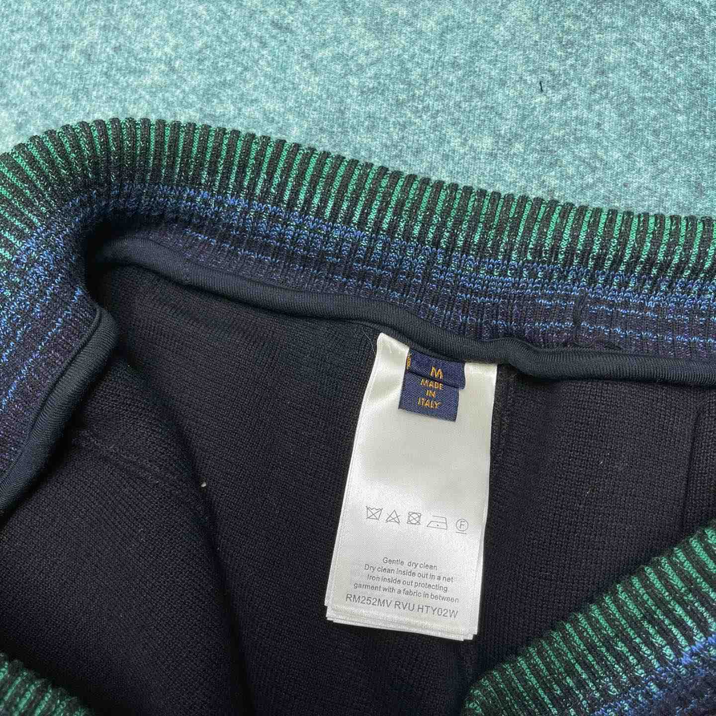 Louis Vuitton Cotton Jersey College Shorts    1AGTR9 - DopestKickz