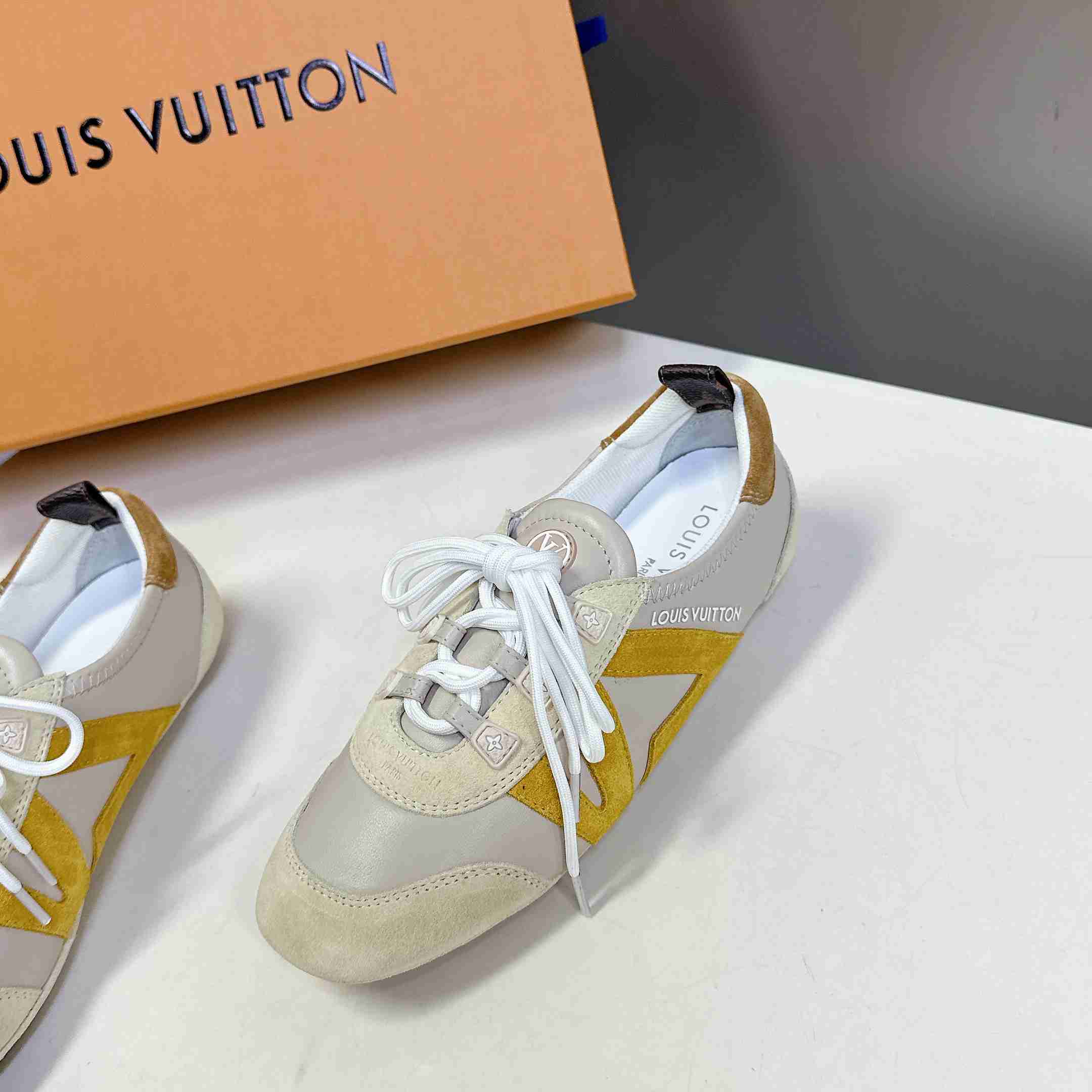 Louis Vuitton LV Sneakerina   1AHNEY - DopestKickz
