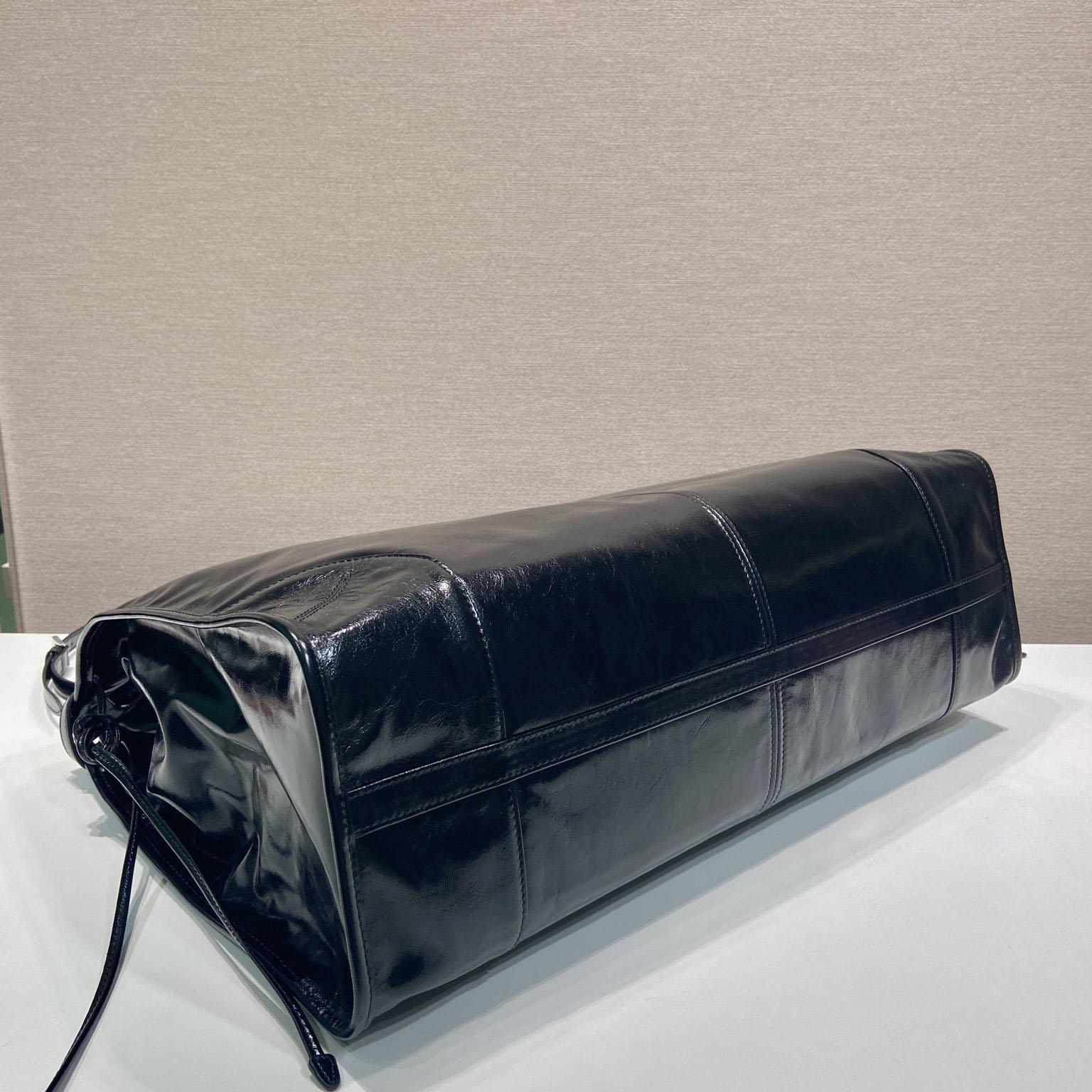 Prada Leather Tote Bag - DopestKickz