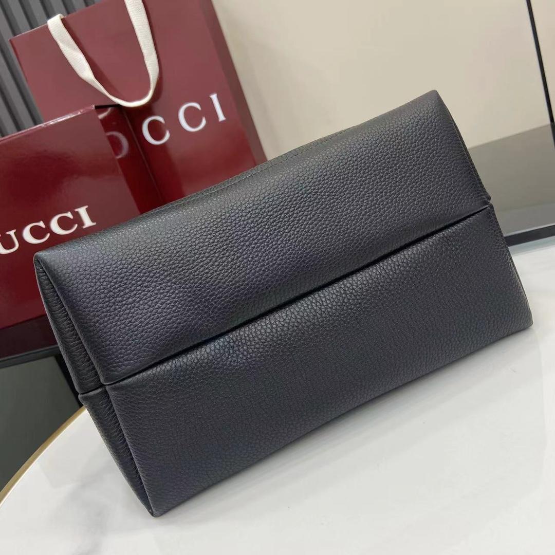 Gucci Softbit Medium Top Handle Bag - DopestKickz