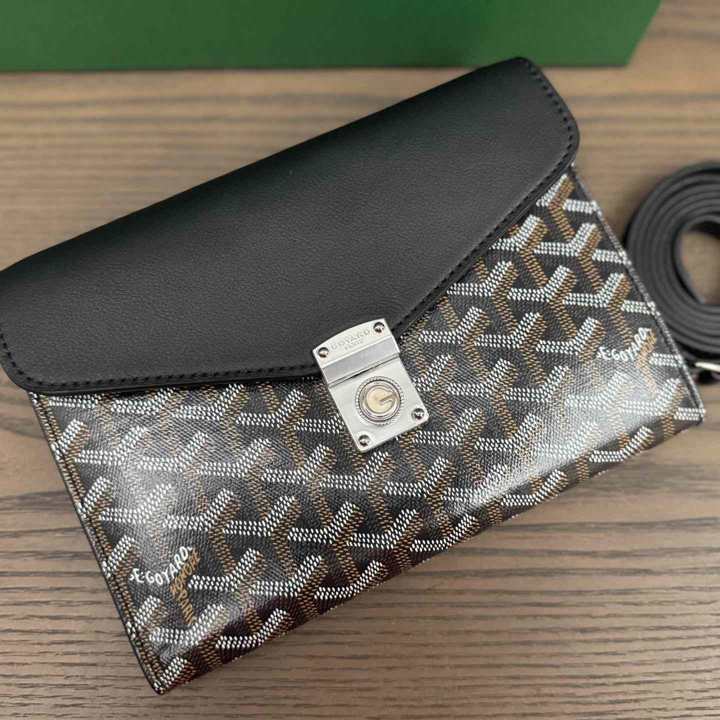 Goyard Chypre Wallet-Pouch - DopestKickz