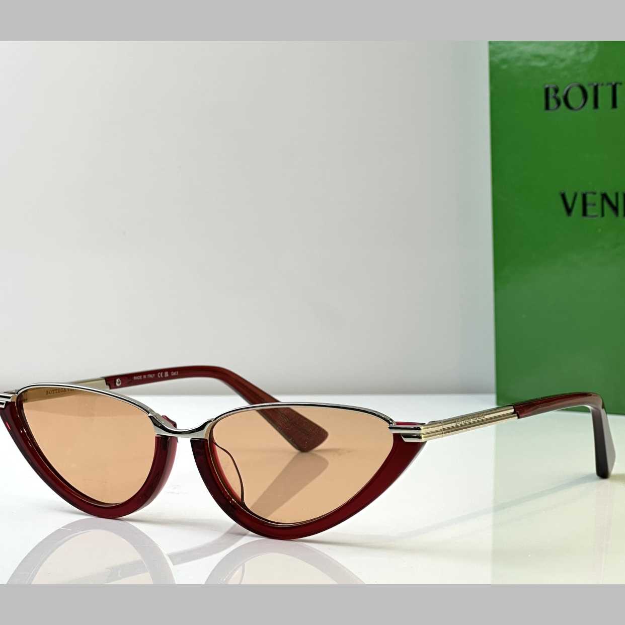 Bottega Veneta Classic Cat Eye Sunglasses   BV1346S - DopestKickz