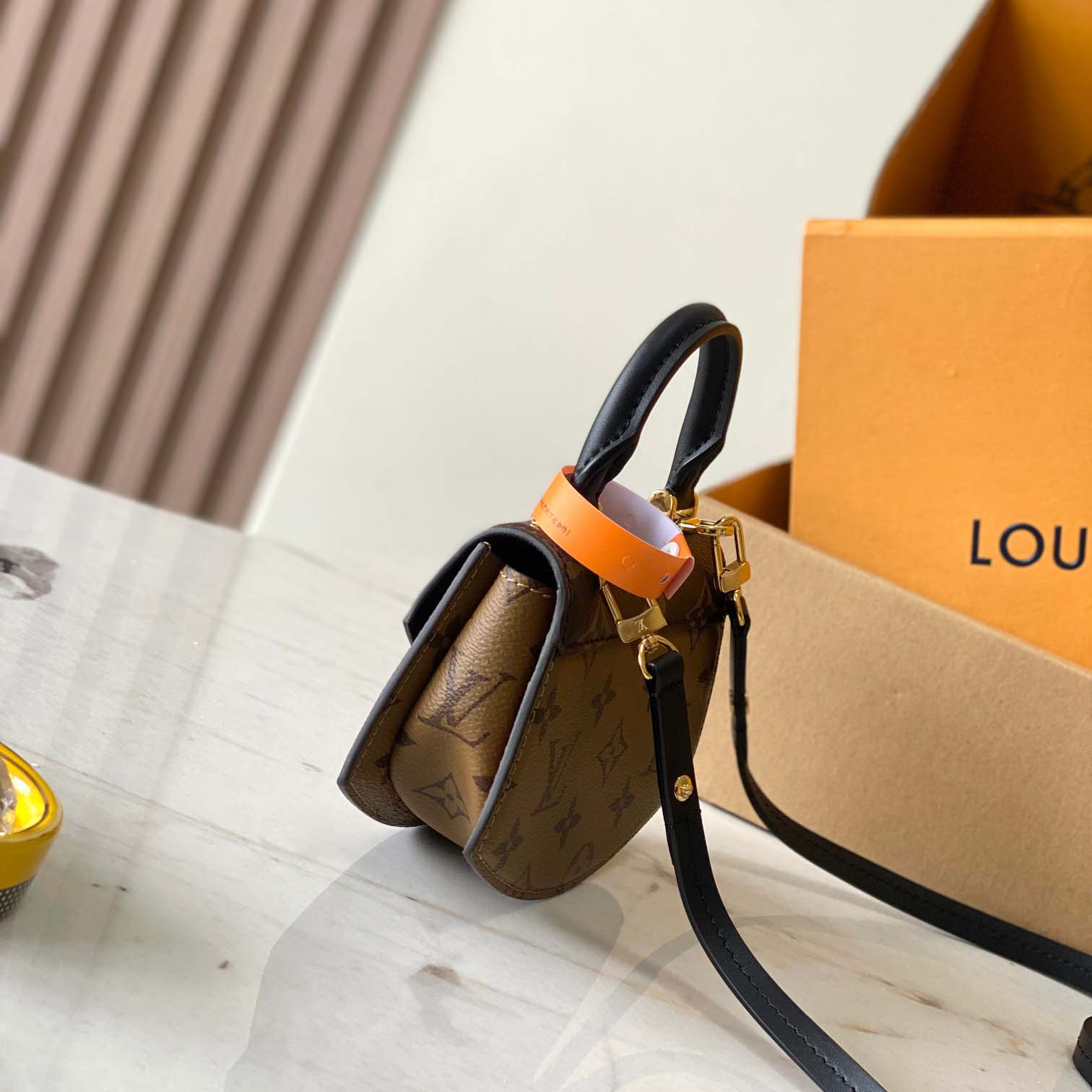 Louis Vuitton Tilsitt Handbag   M83473 - DopestKickz