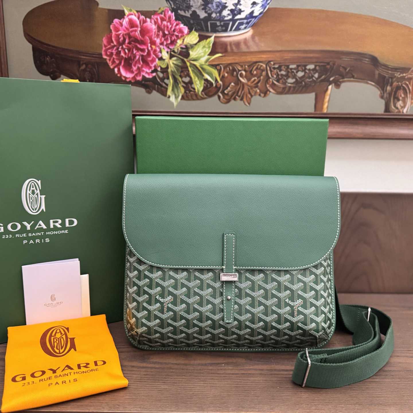 Goyard Coursier Messenger Bag - DopestKickz