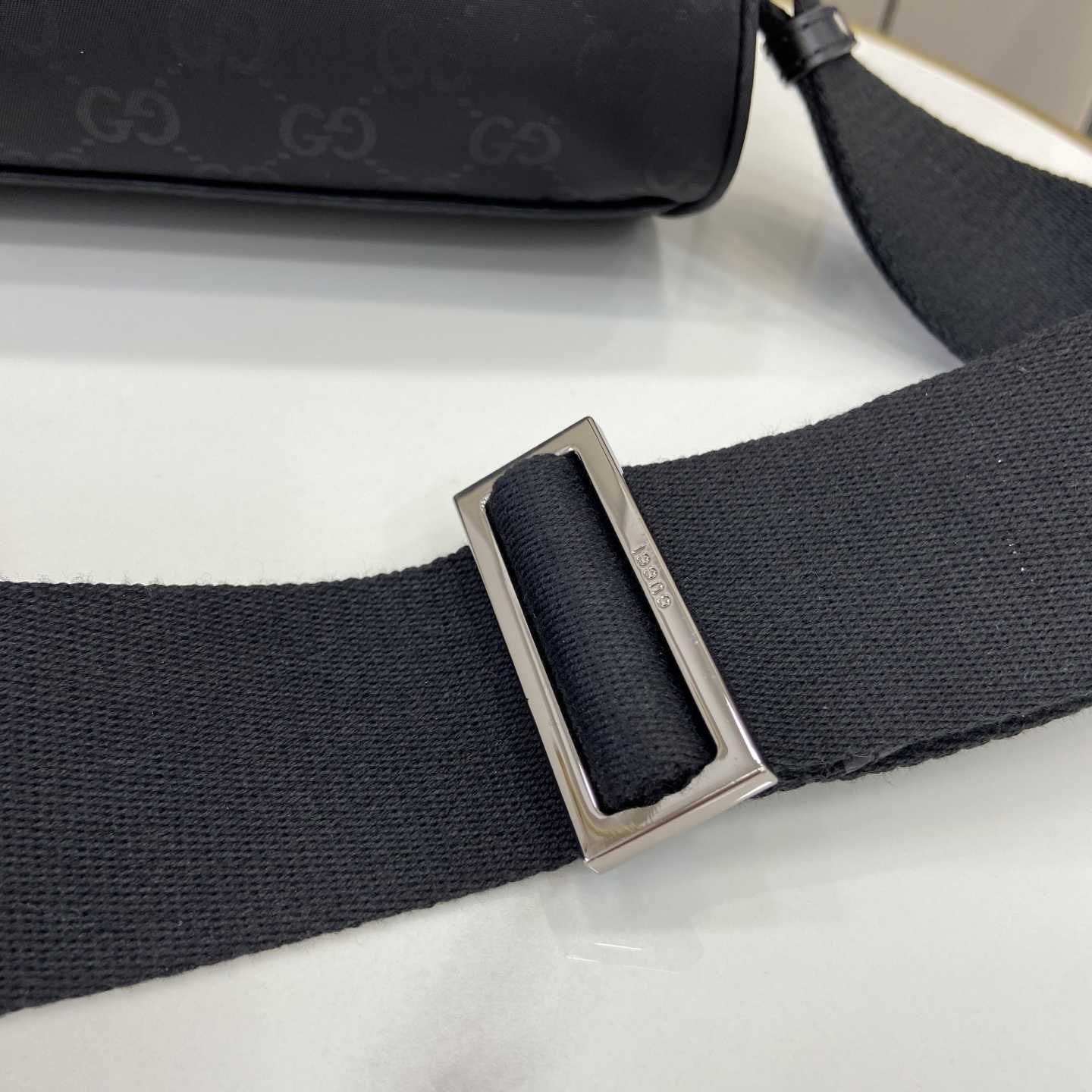 Gucci Nexus Medium Crossbody Bag - DopestKickz