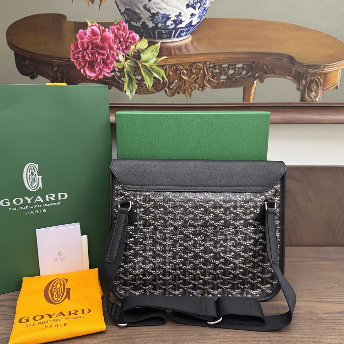 Goyard Coursier Messenger Bag - DopestKickz