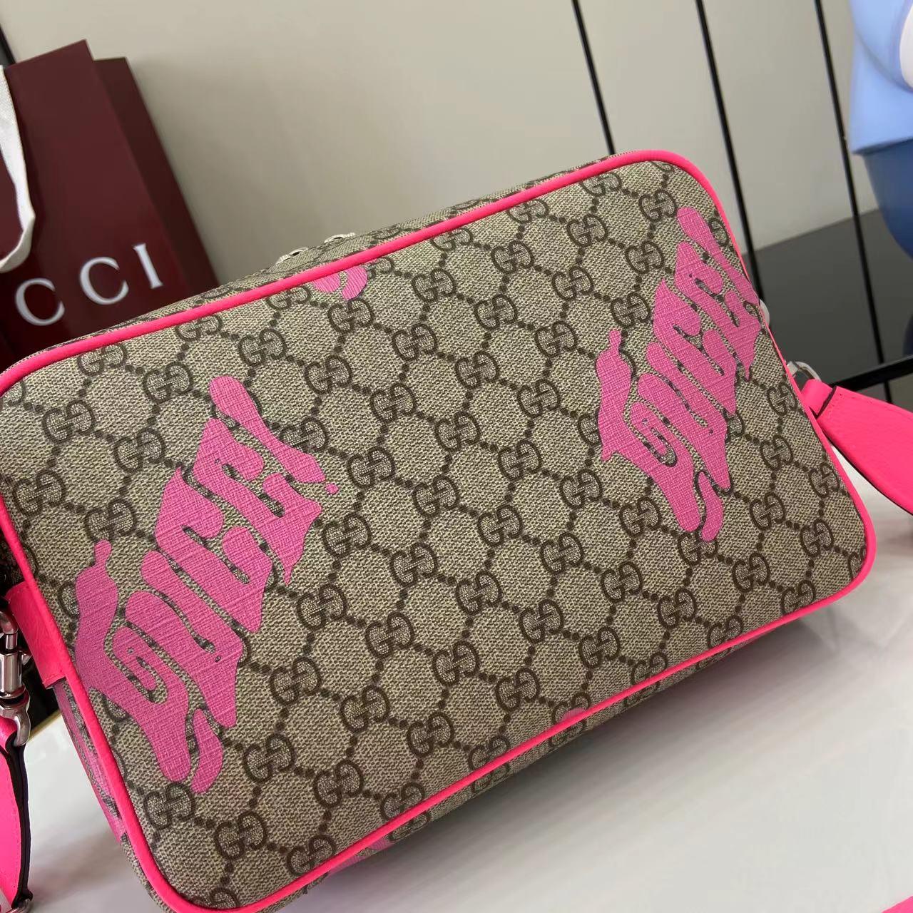Gucci Medium Crossbody Bag With Print - DopestKickz