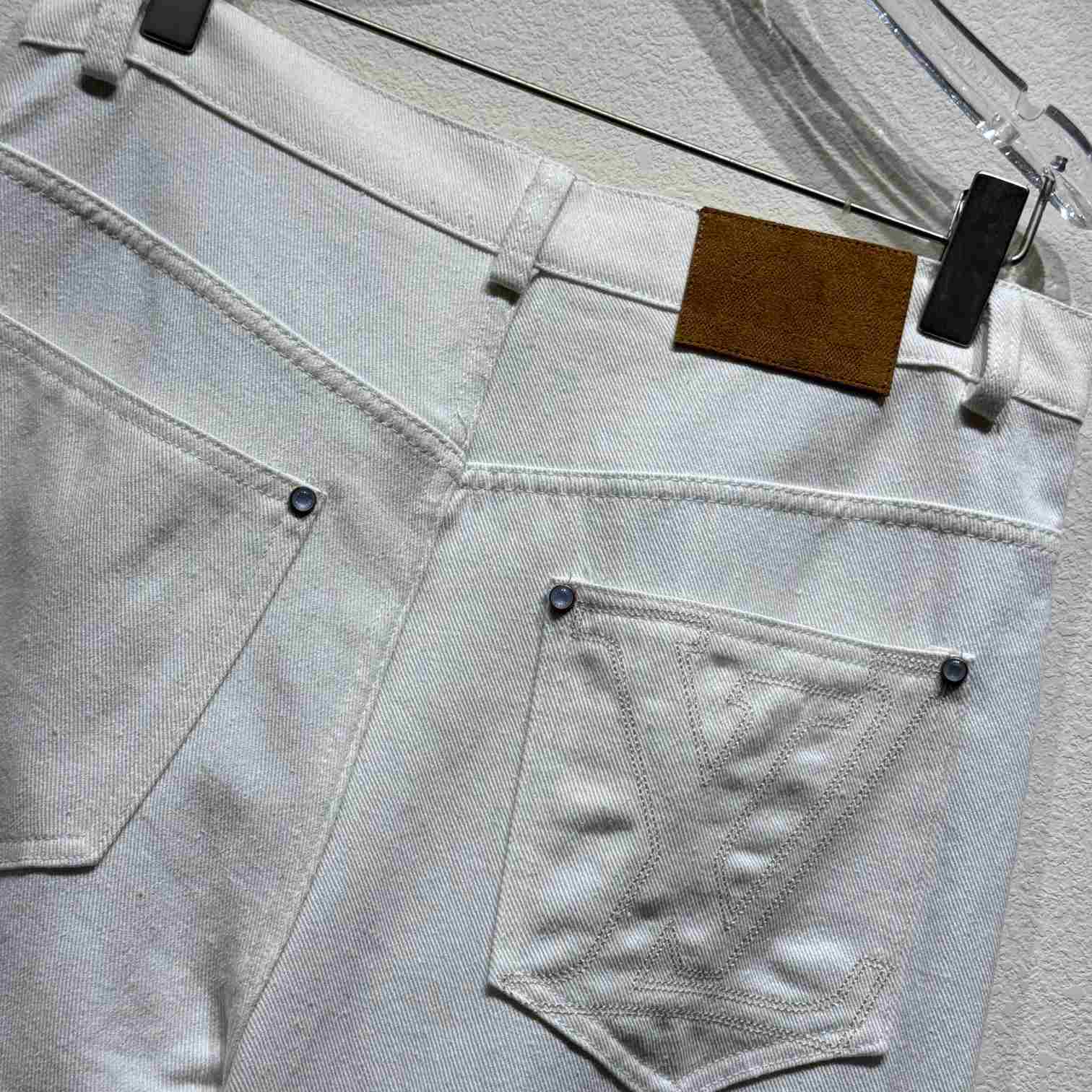 Louis Vuitton Skate Fit Denim Pants   1AHUW1 - DopestKickz