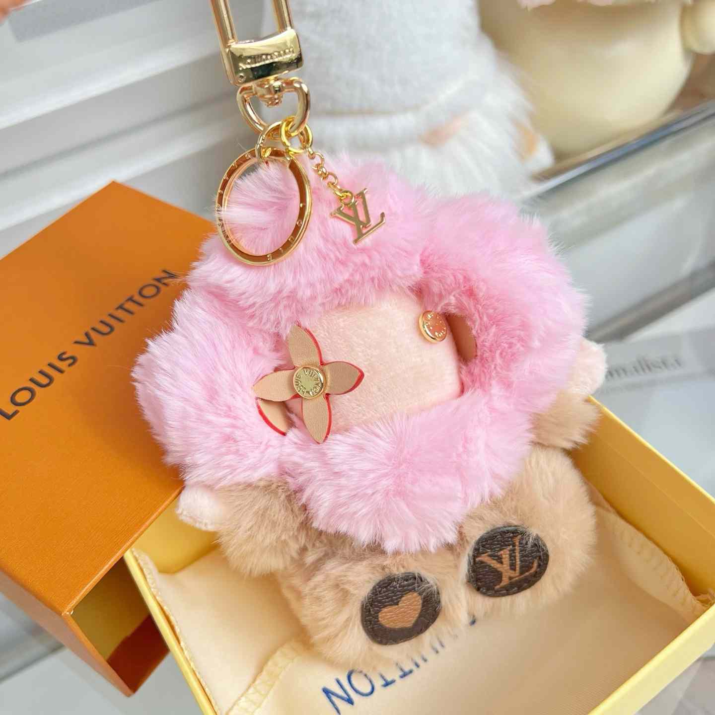 Louis Vuitton Vivienne Fashionista Bag Charm - DopestKickz