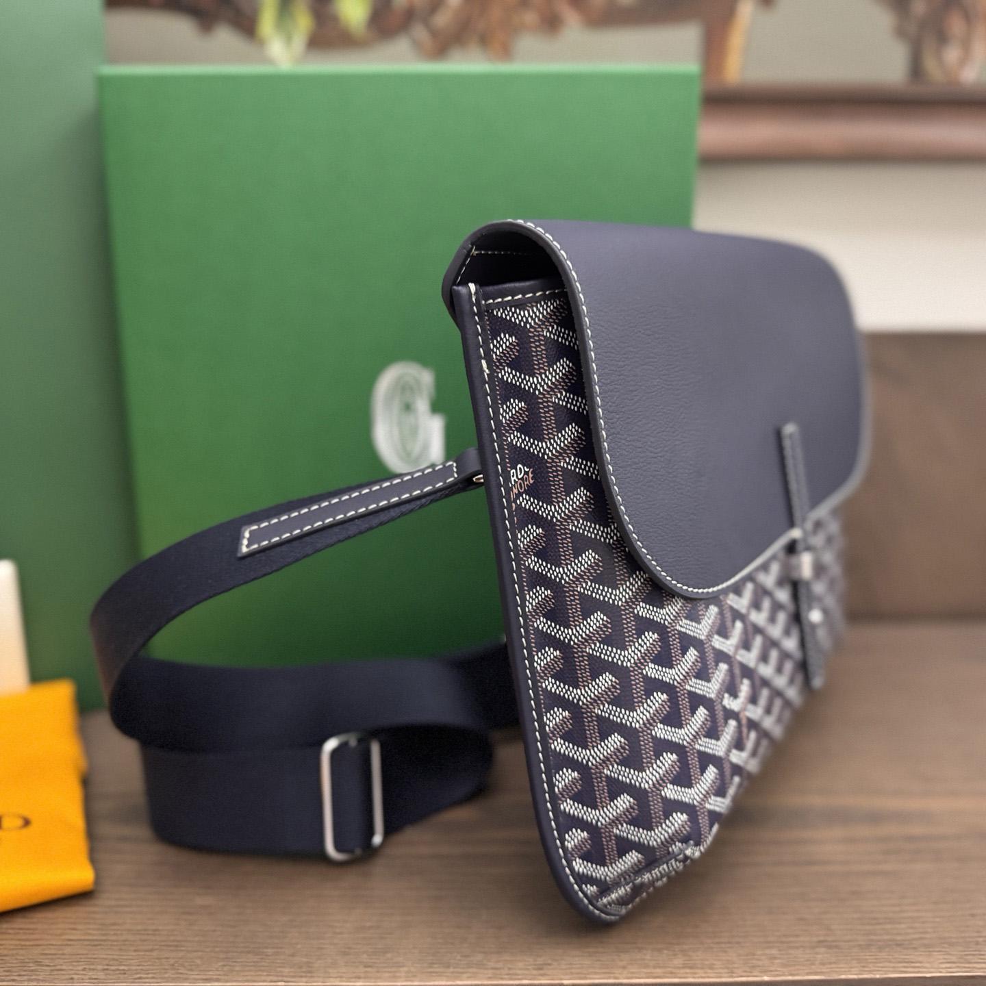 Goyard Coursier Messenger Bag - DopestKickz