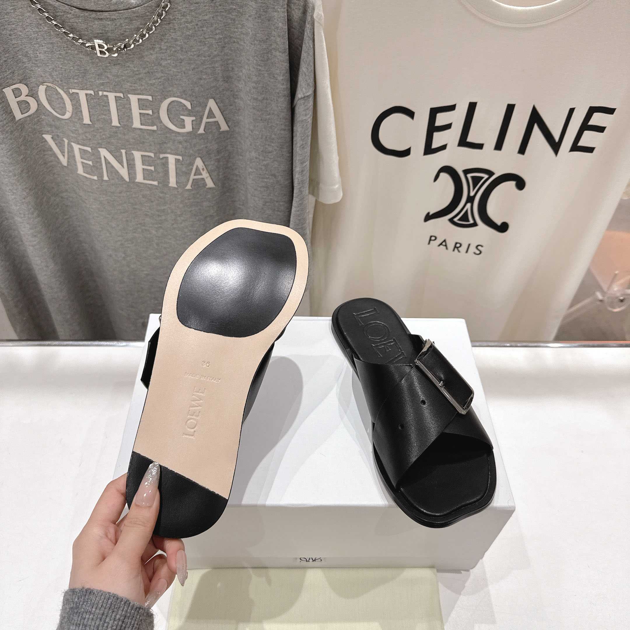 Loewe Petal Belt Flat Sandal In Vegetable-tanned Calfskin - DopestKickz