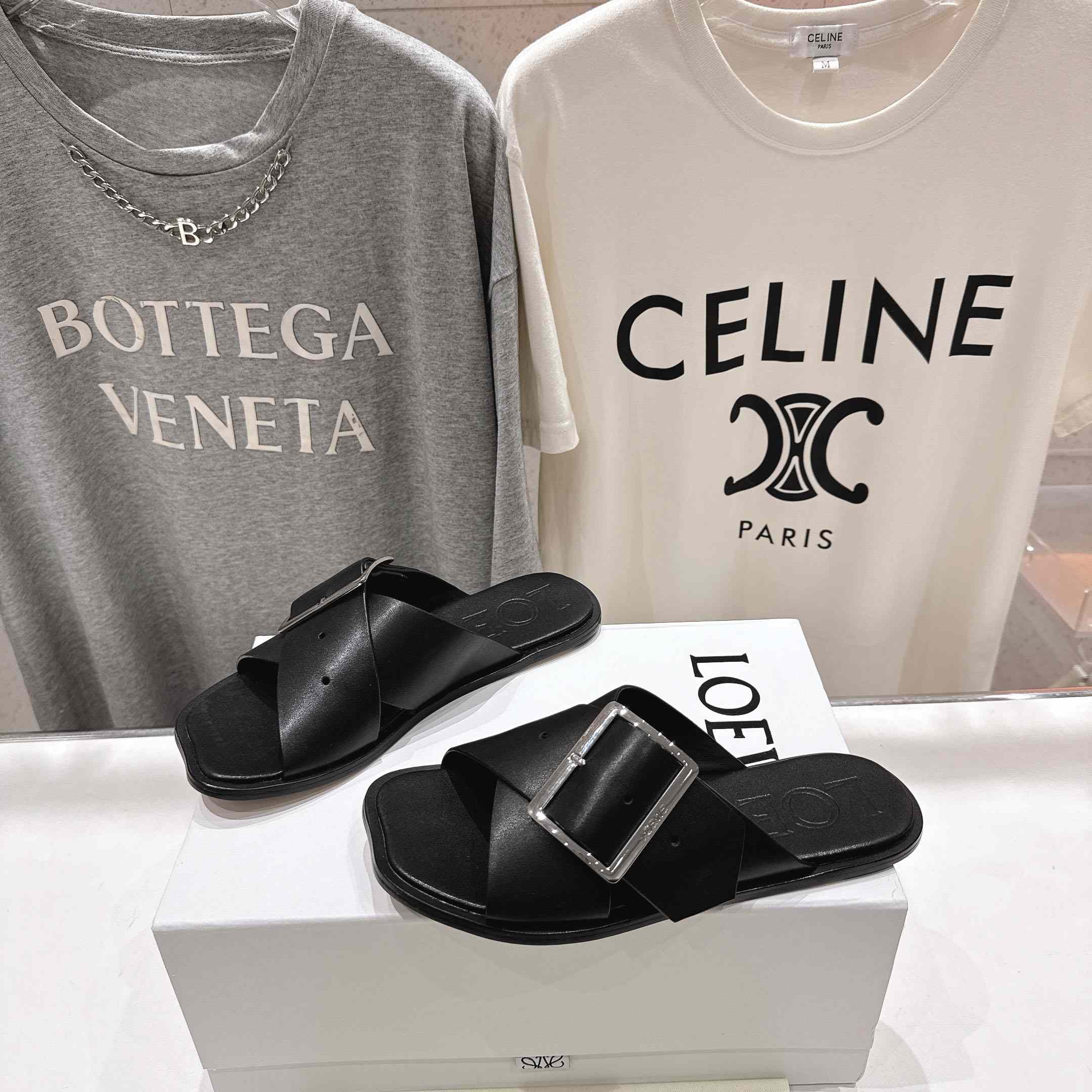 Loewe Petal Belt Flat Sandal In Vegetable-tanned Calfskin - DopestKickz