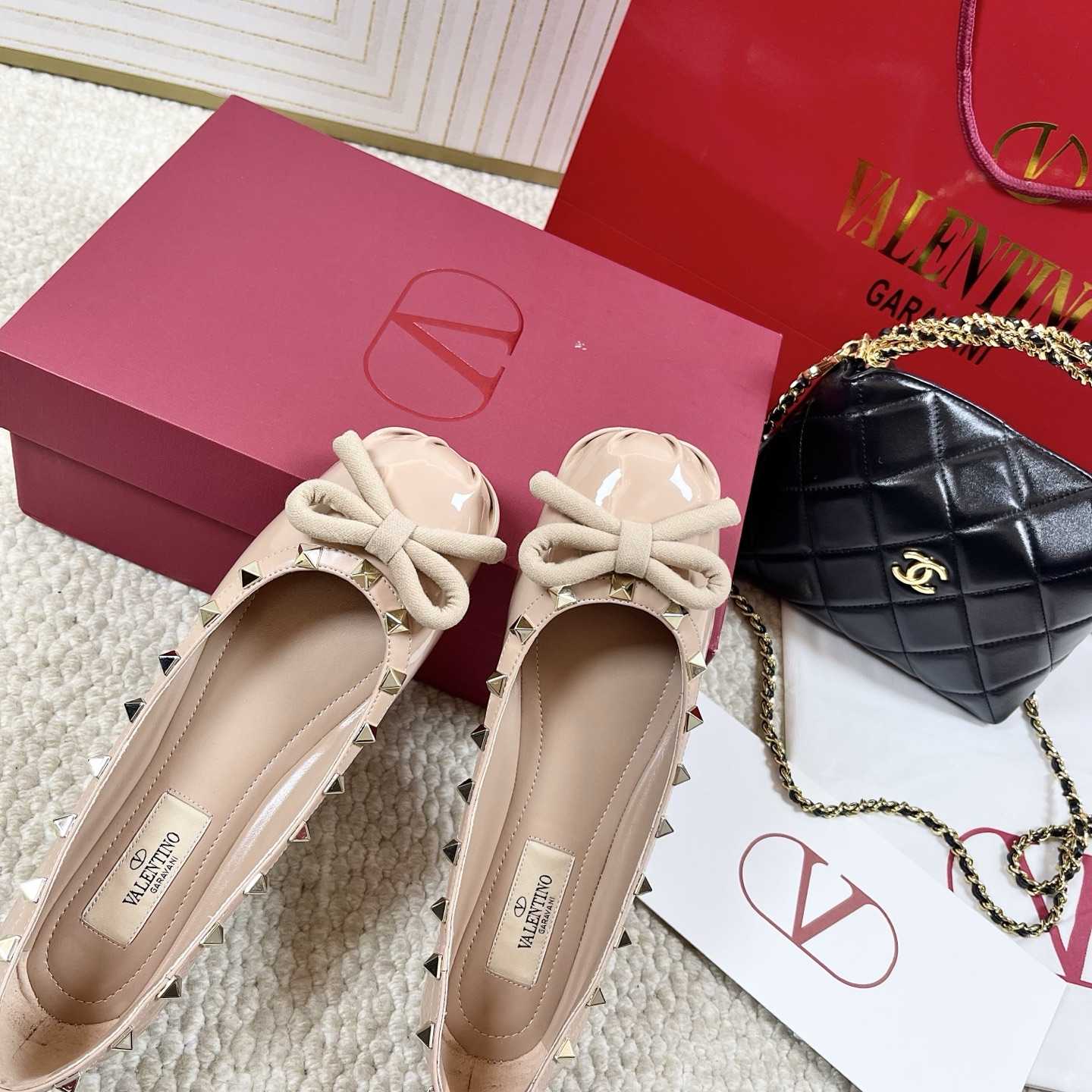 Valenti Rockstud Patent Leather Ballerina - DopestKickz