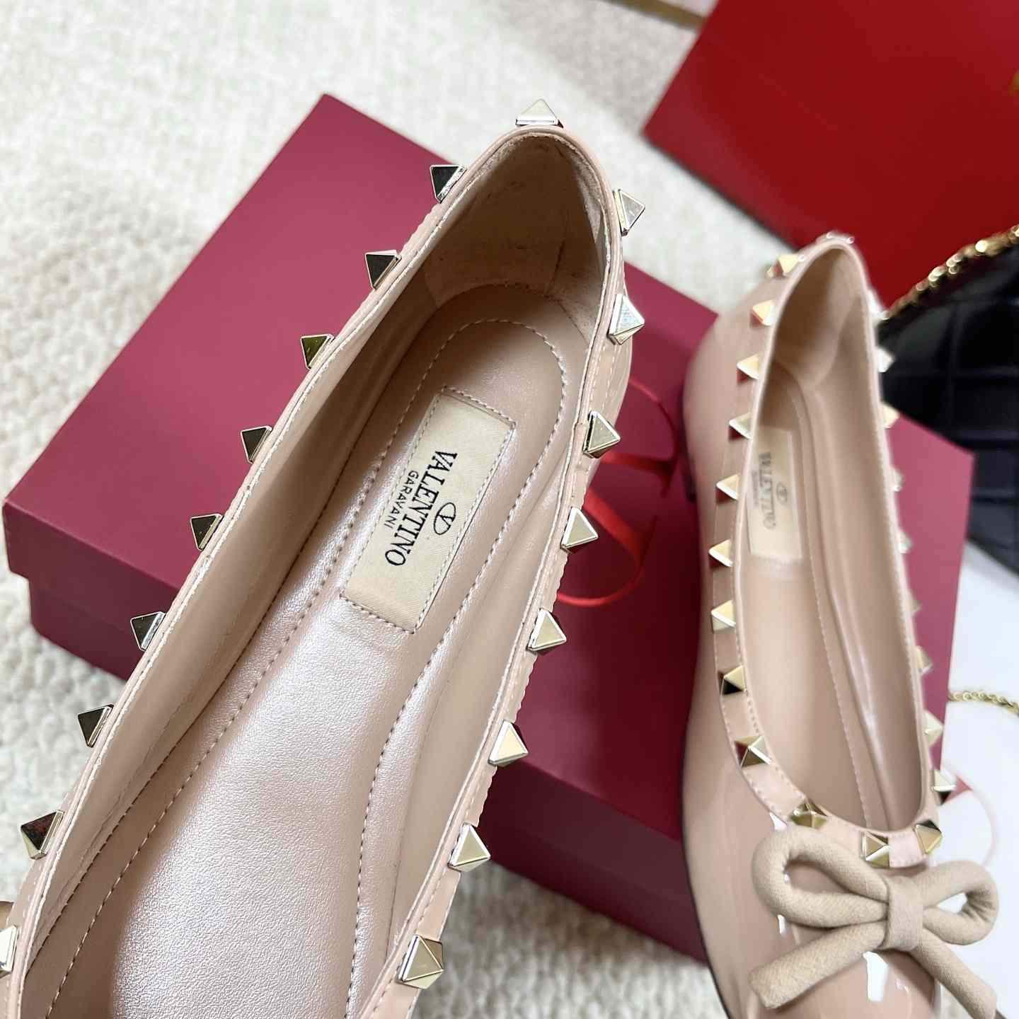 Valenti Rockstud Patent Leather Ballerina - DopestKickz