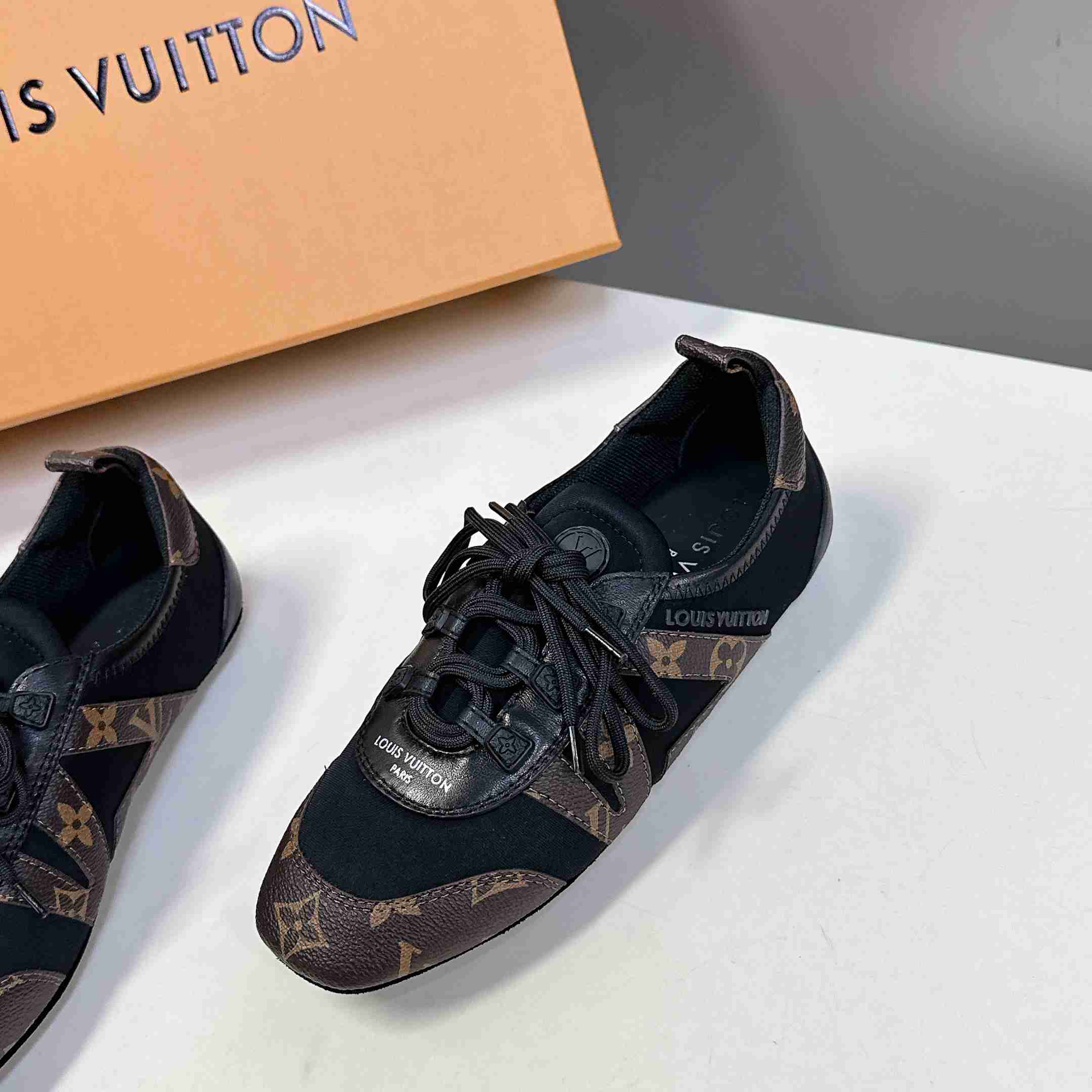 Louis Vuitton LV Sneakerina   1AHNDI - DopestKickz