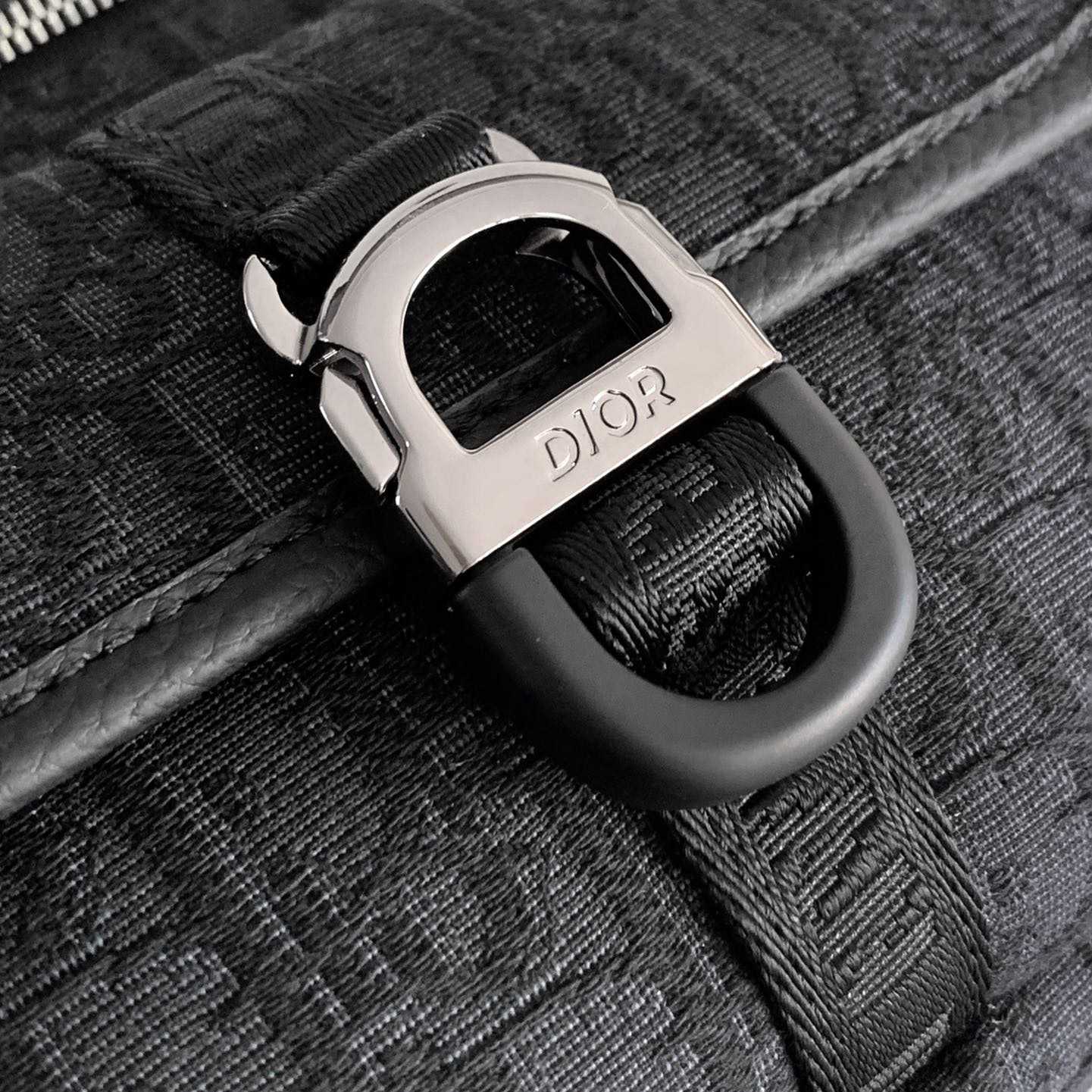 Dior 8 Belt Bag  - DopestKickz