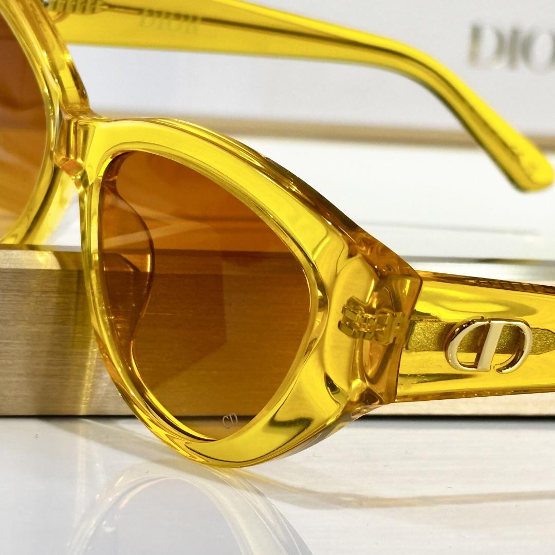 Dior DiorGlowB11 Sunglasses  - DopestKickz
