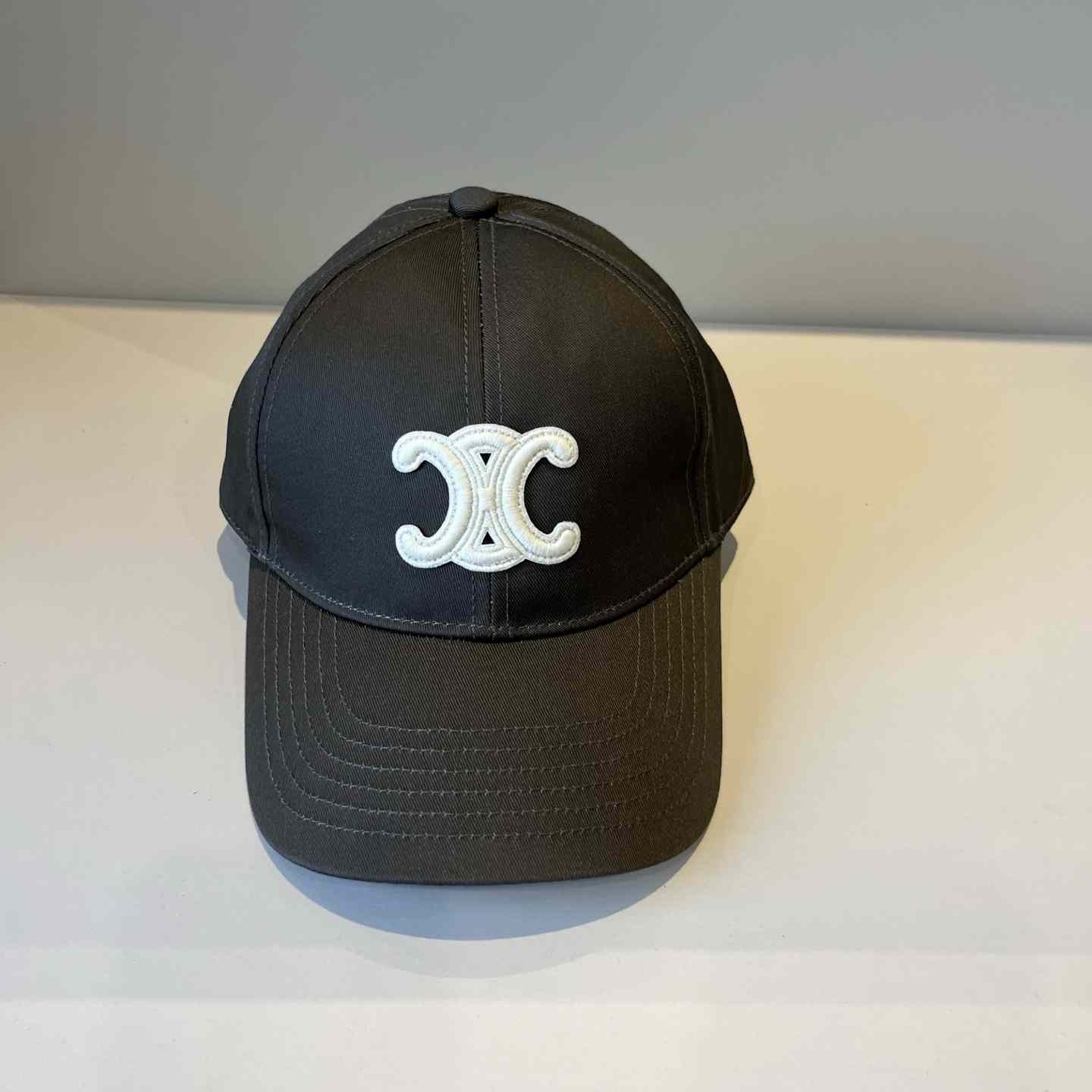 Celine Cap - DopestKickz